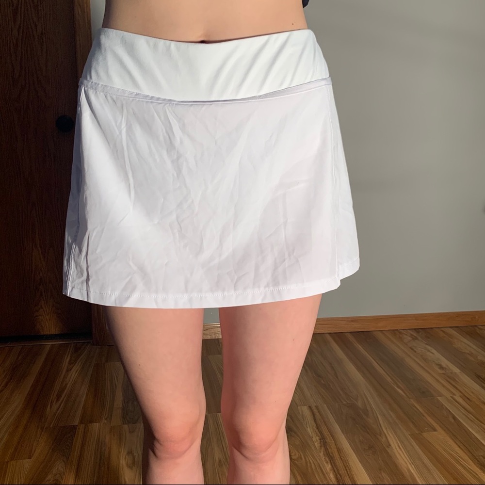 Fabletics Tennis Skirt - Size Large - NWOT